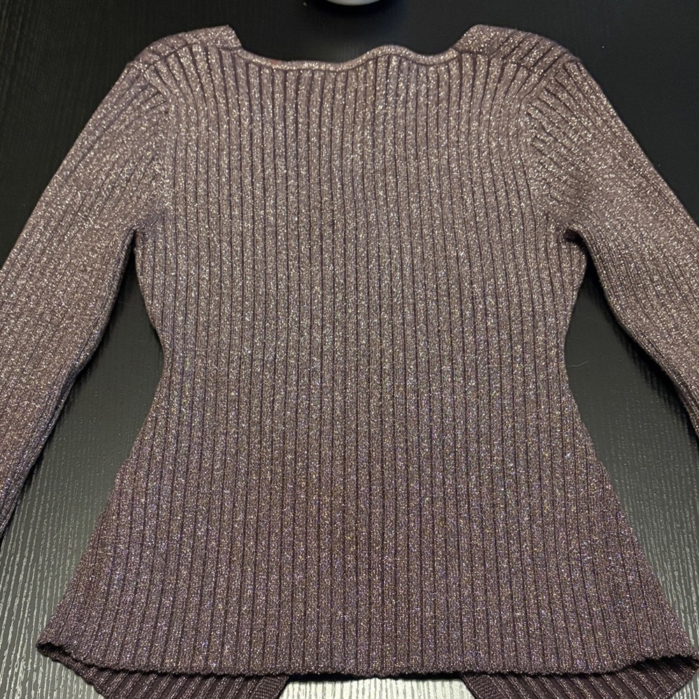 Heartloom V-Neck Ribbed Sweater - Size Small - Picture 7 of 12